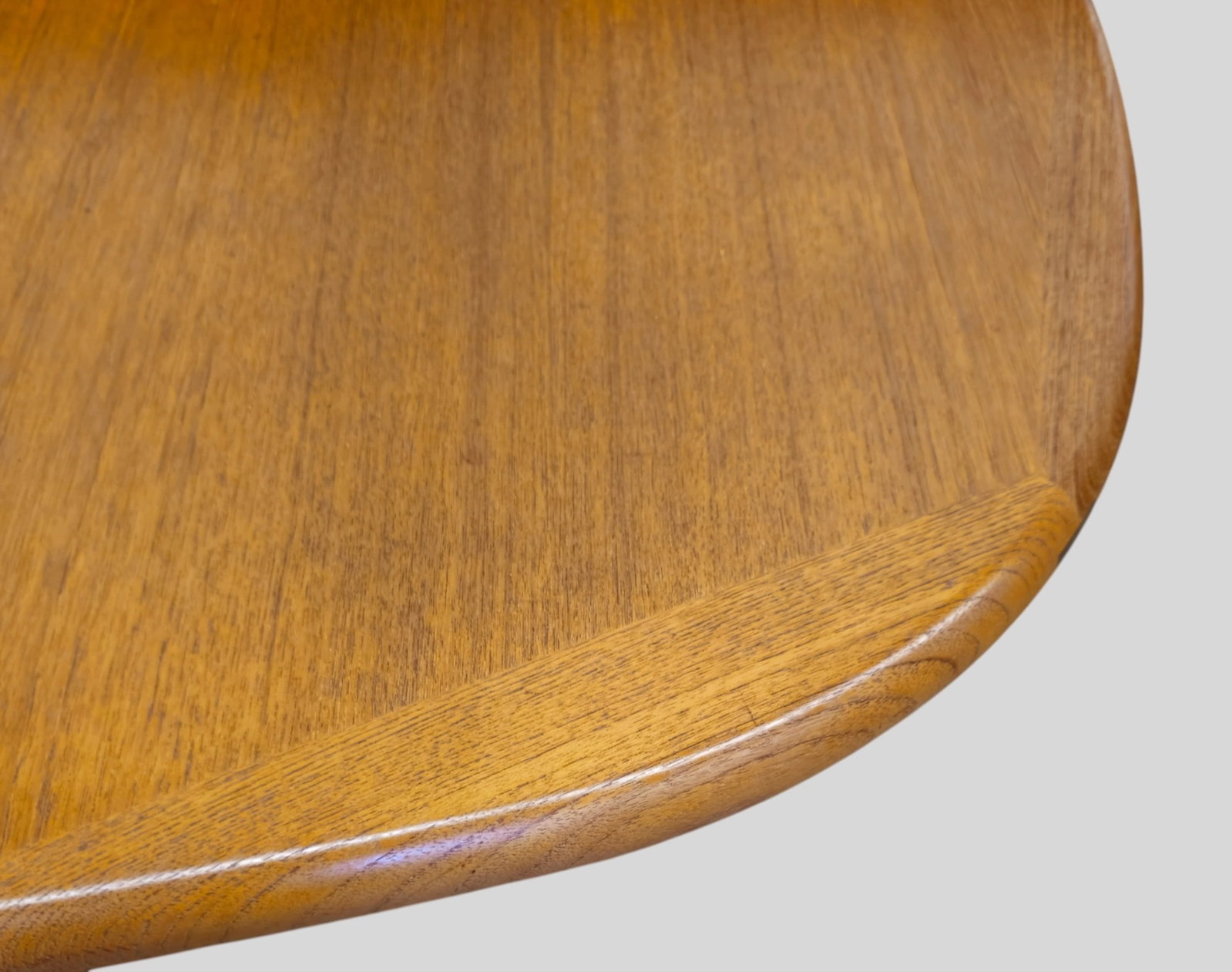 Benny Linden Dining Table - 5