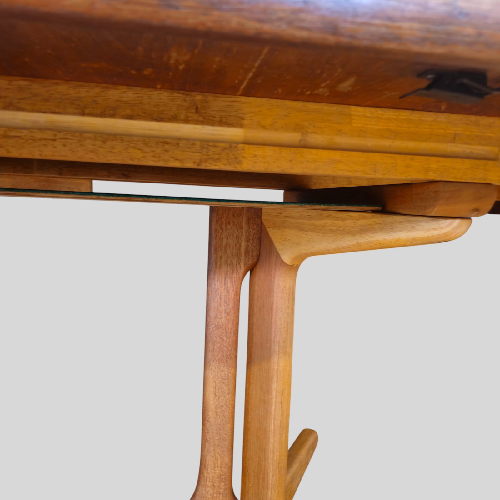 Benny Linden Dining Table - 7