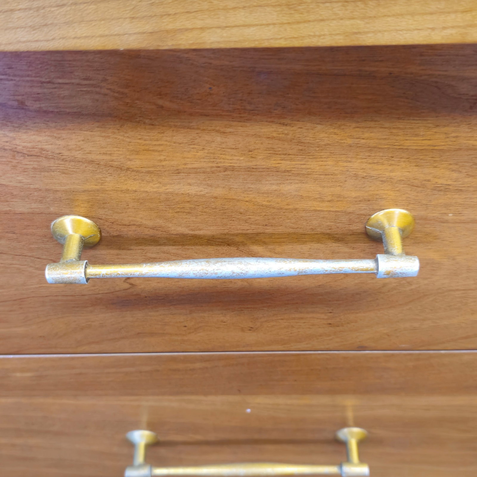 Basic Witz MCM Dresser/Chest - 10