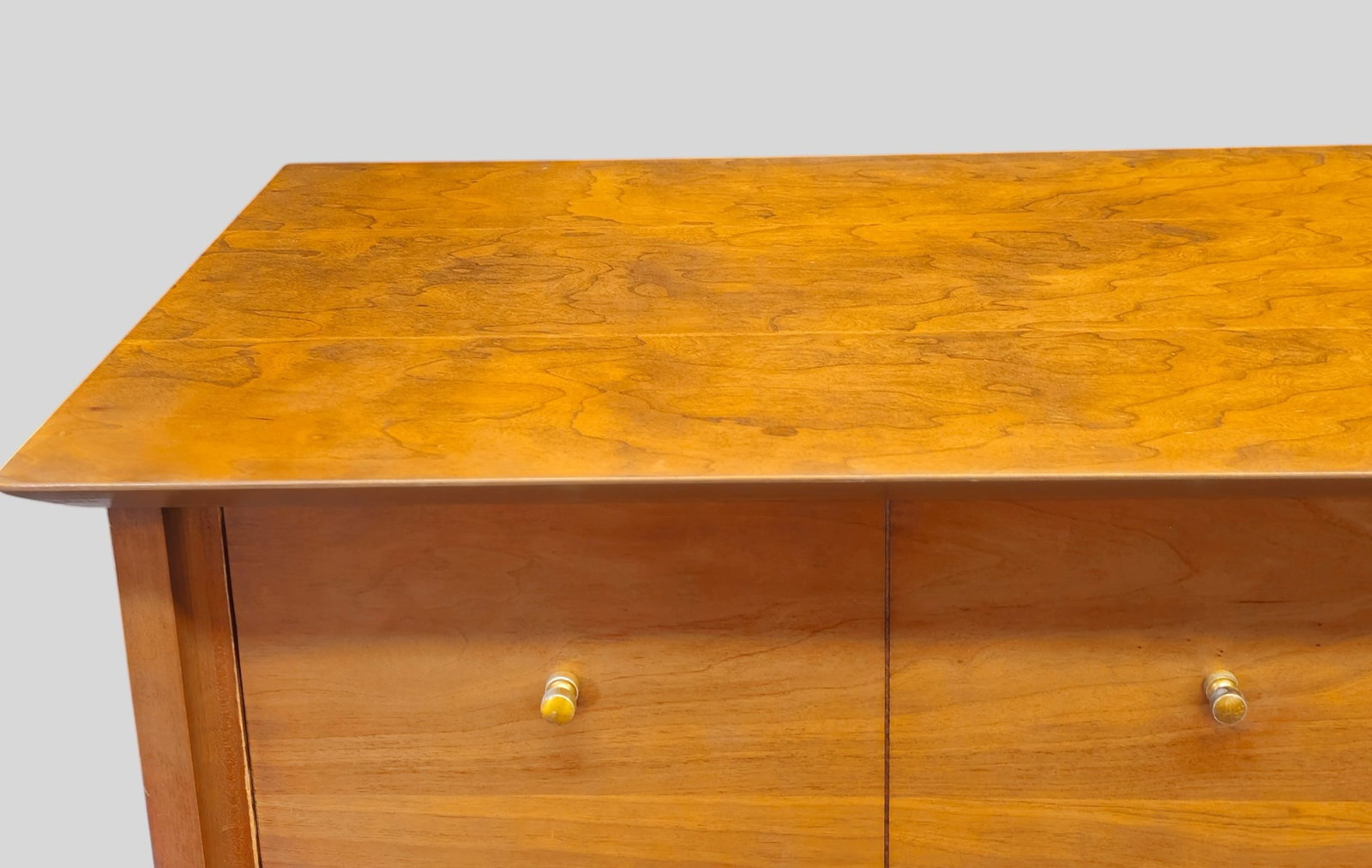 Basic Witz MCM Dresser/Chest - 2
