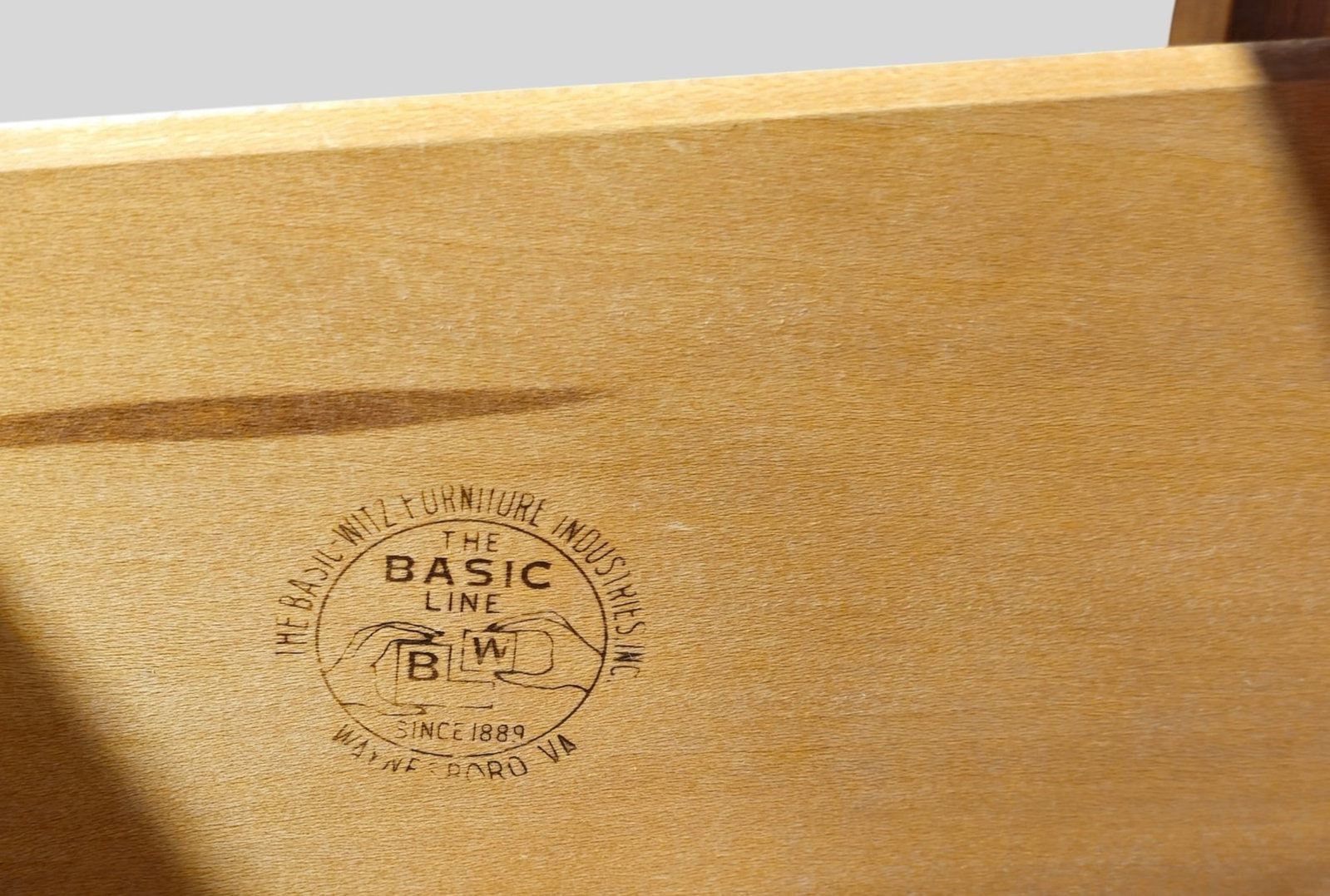 Basic Witz MCM Dresser/Chest - 5