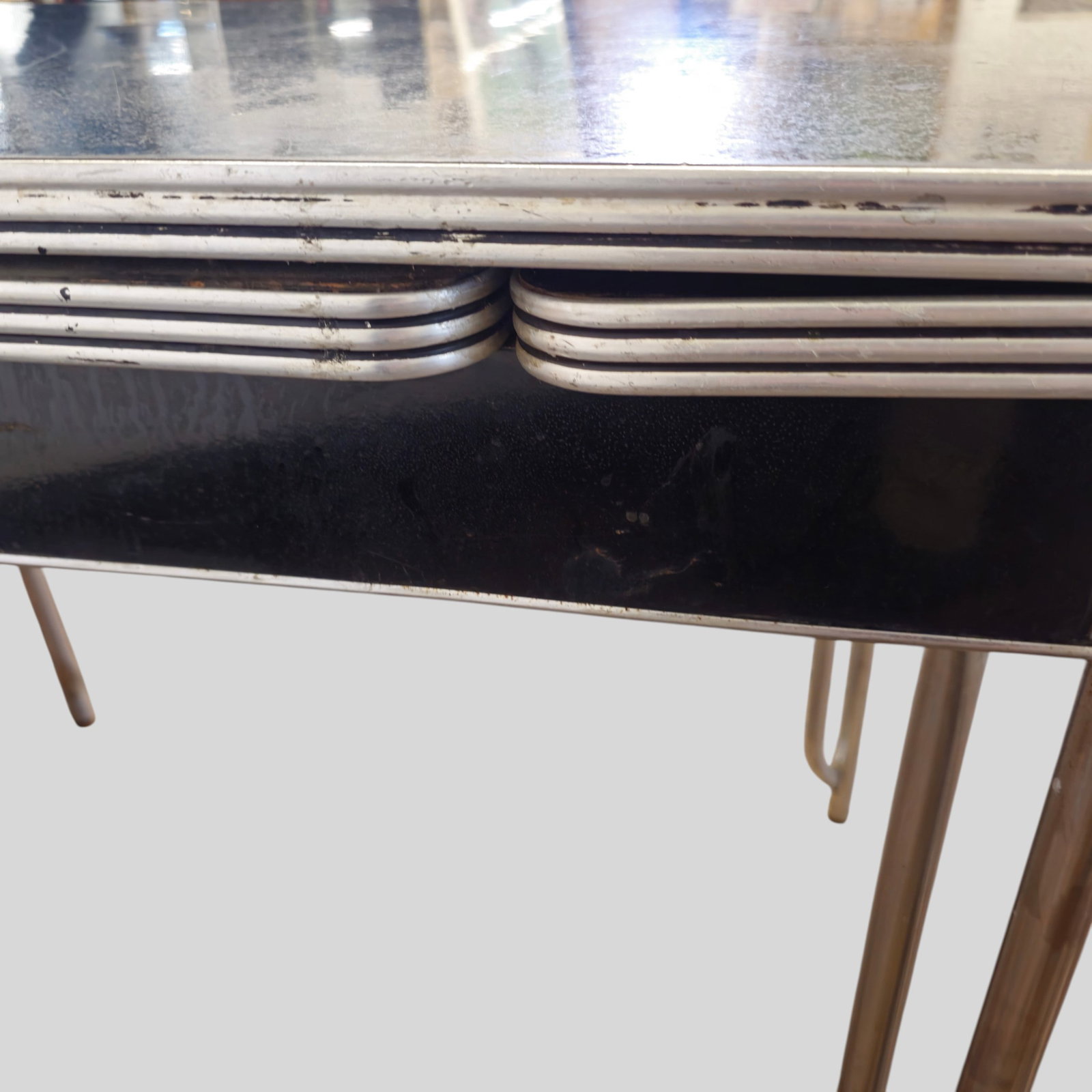 Wolfgang Hoffman Dining Table - 8