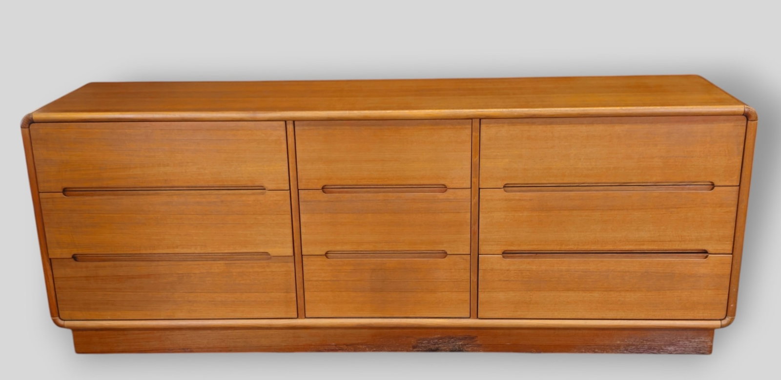 Benny Linden Dresser: Benny Linden Dresser. 1970s. 9 drawers. Teak. 77w x 19d x 29 1/4h.
