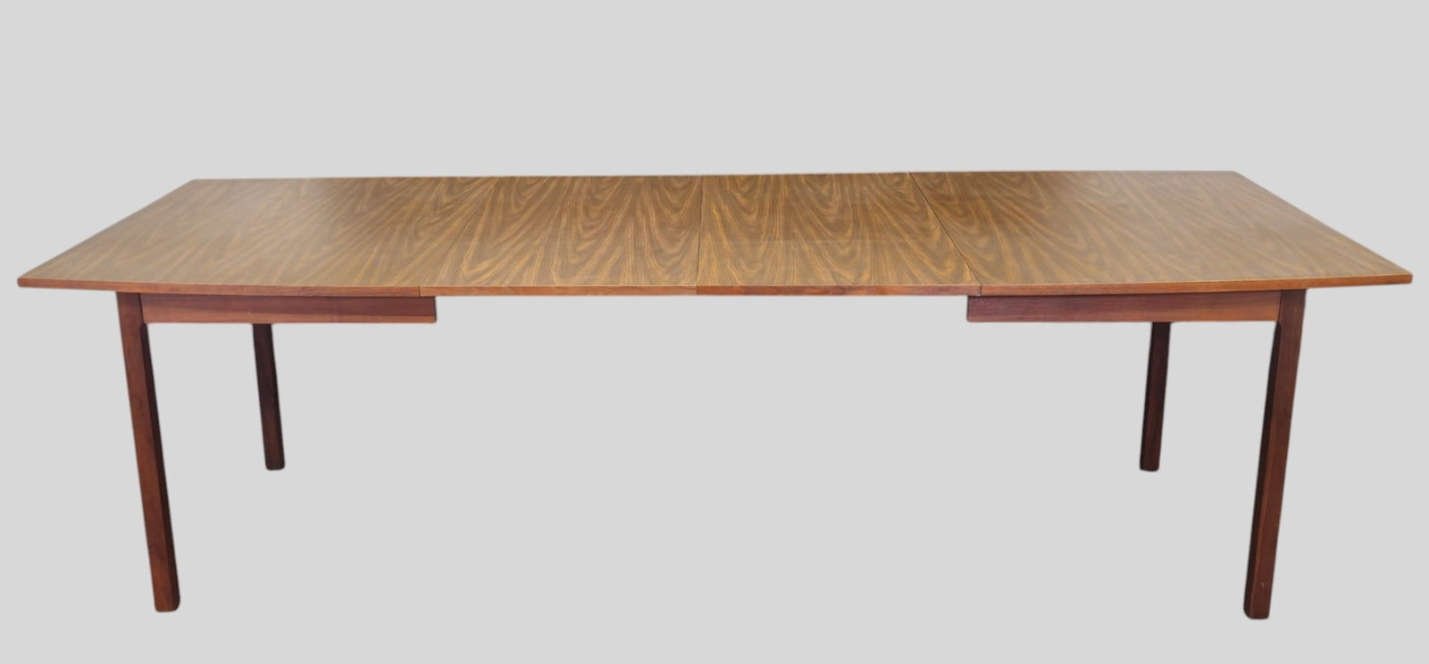 Stanley Distinctive Dining Table - 8