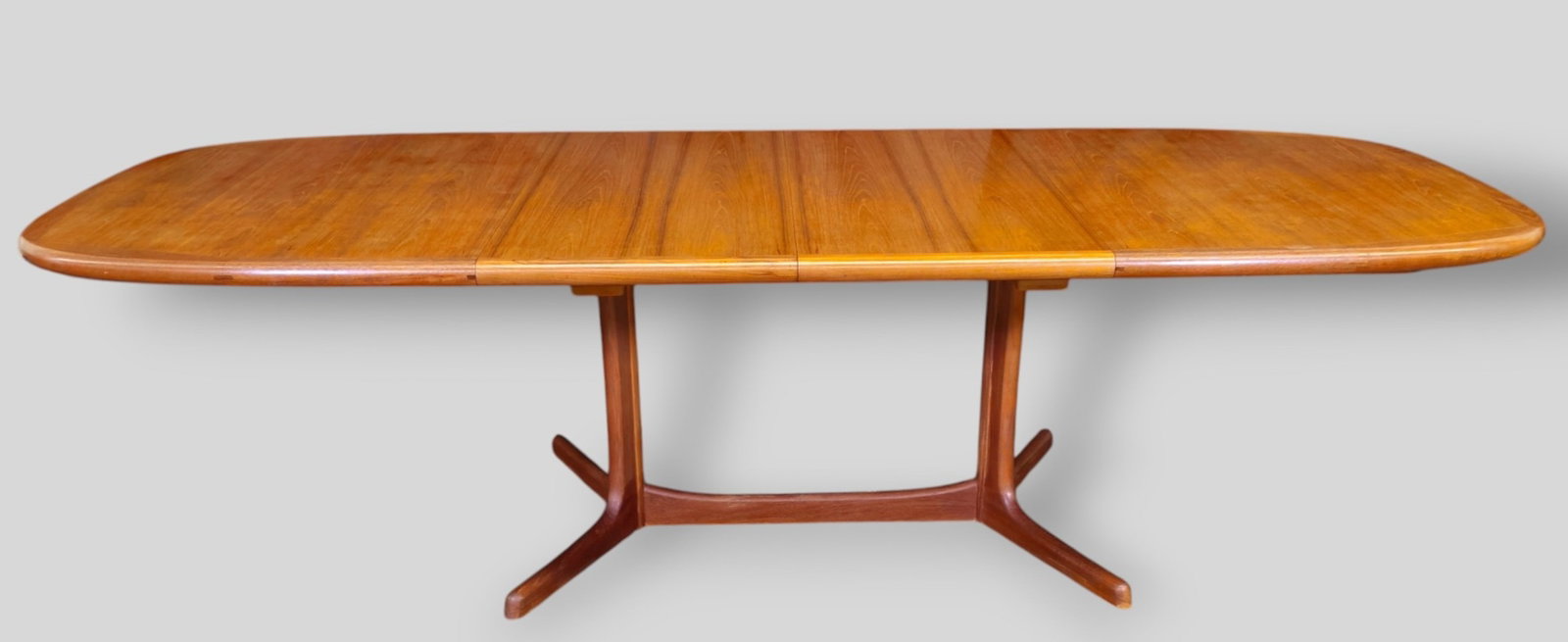 Dyrlund Danish Dining Table (1 of 19)