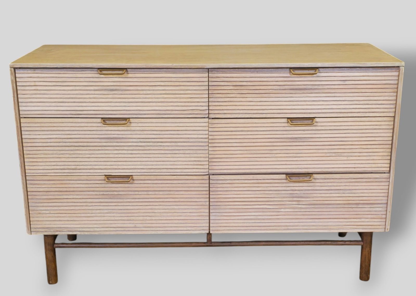 Raymon Loewy Dresser: Raymon Loewy Dresser. Mengel Furniture. Cabinet features 6 drawers. Cerused oak, oak and sculptured metal pulls. 48w x 20d x 31h.
