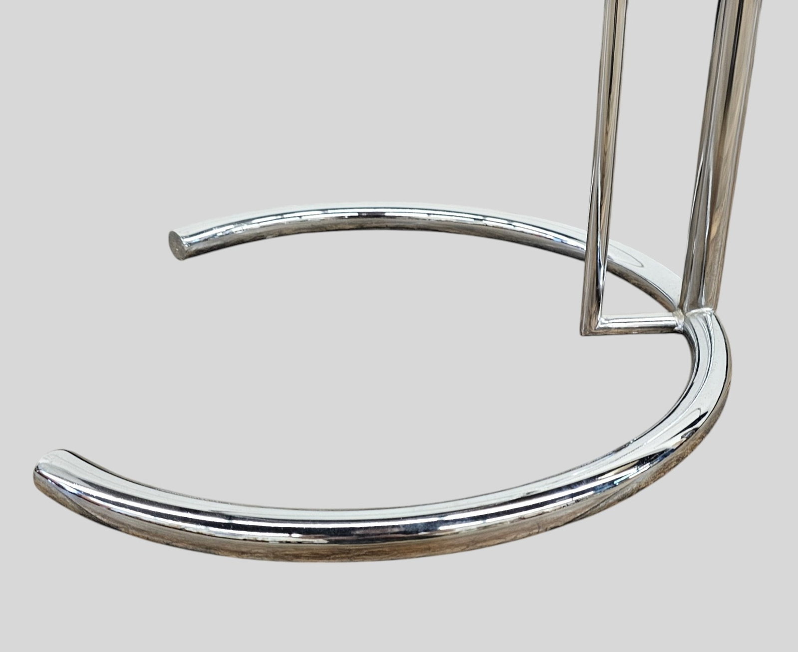 After Eileen Gray E1027 Adjustable Occasional Table - 5