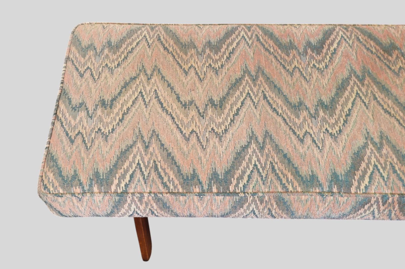 MCM Bench - 2
