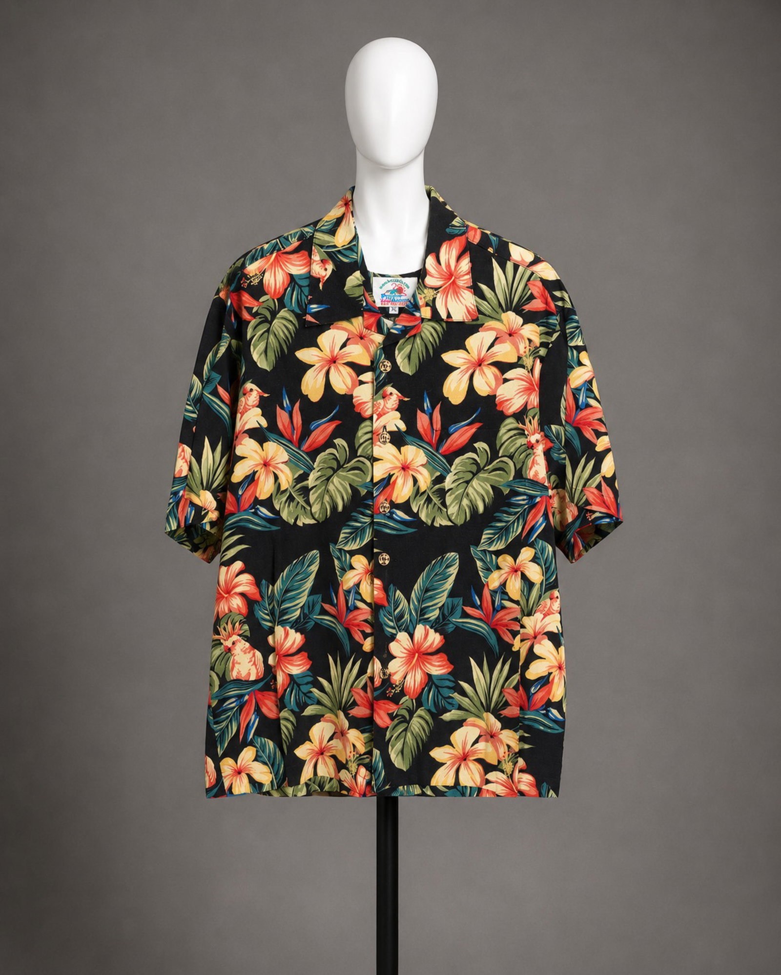 Vintage 1990s Paradise On A Hanger Hawaiian Cockatoo & Floral Print: Vintage 1990s Paradise On A Hanger Hawaiian Cockatoo & Floral Print. 100% cotton. Original tag. Vintage adult extra large.