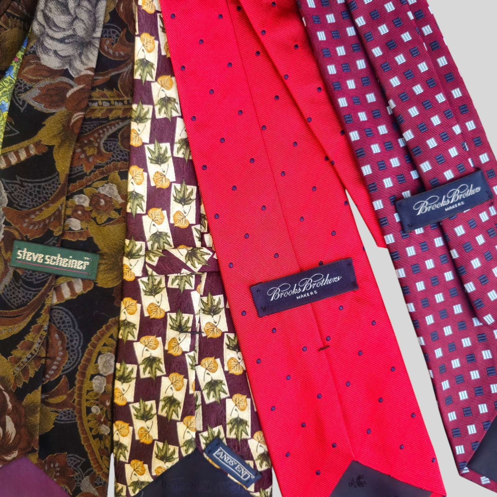 25 Assembled Neckties - 16