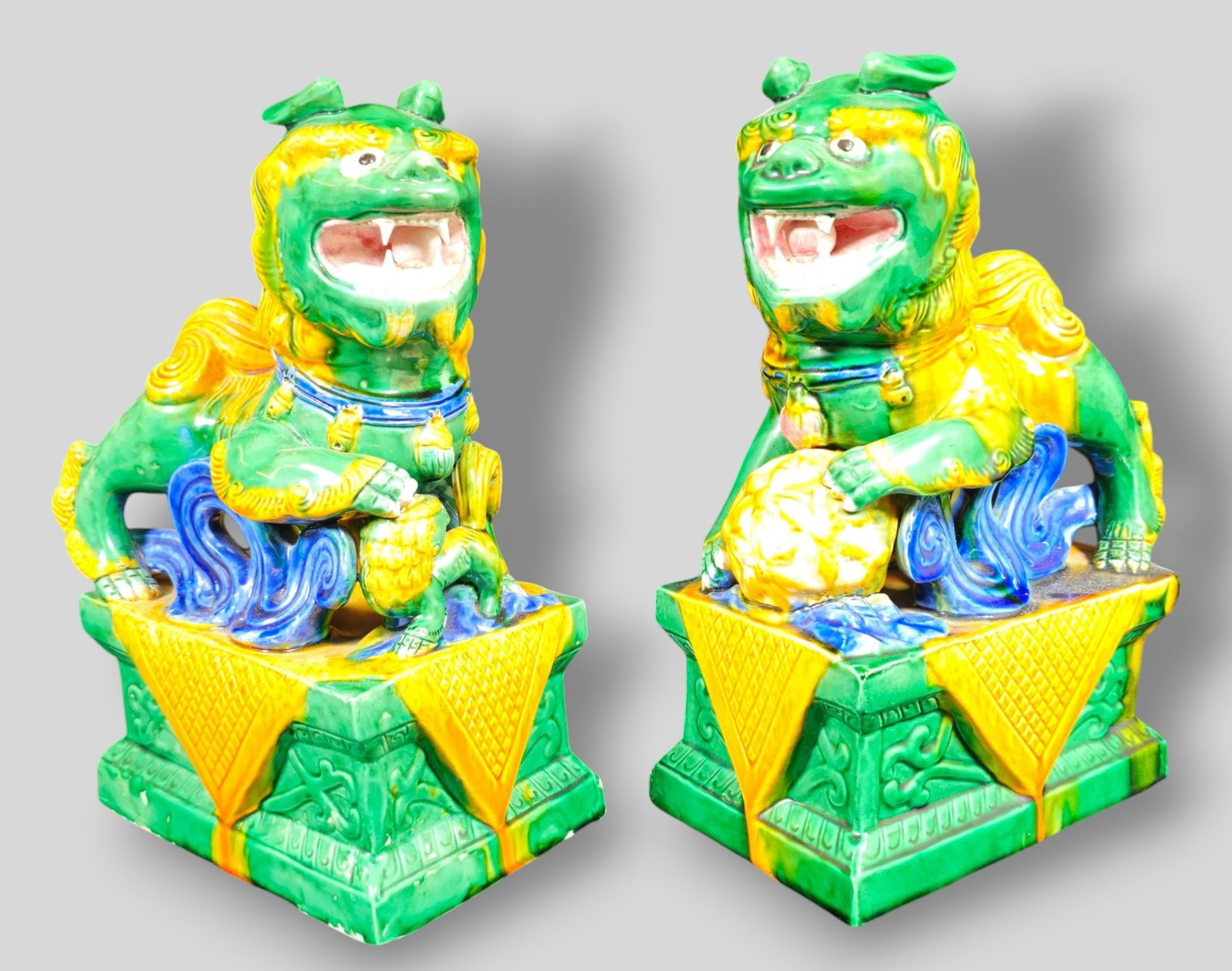 Chinese Porcelain Foo Dogs (1 of 13)