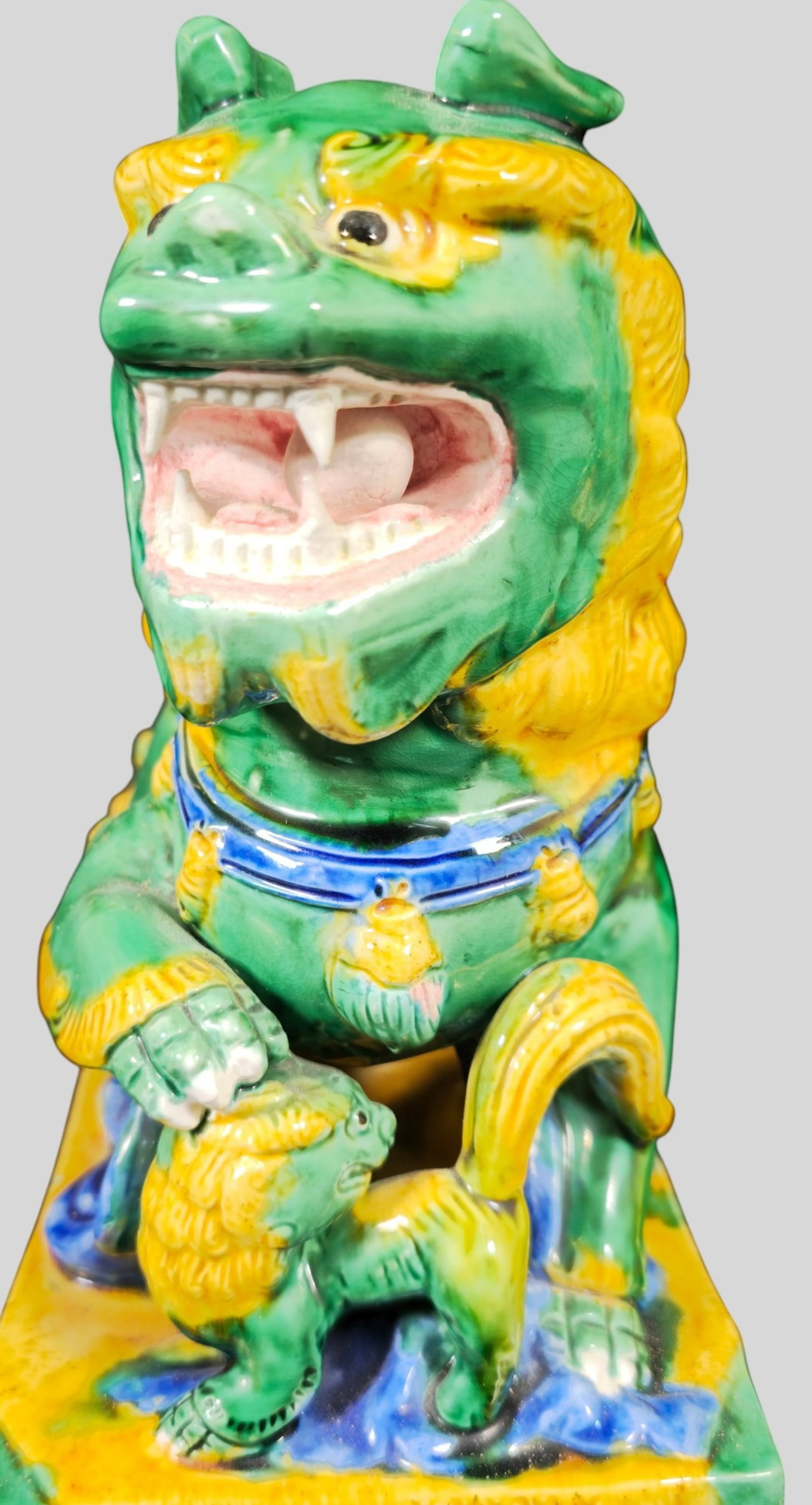 Chinese Porcelain Foo Dogs - 2