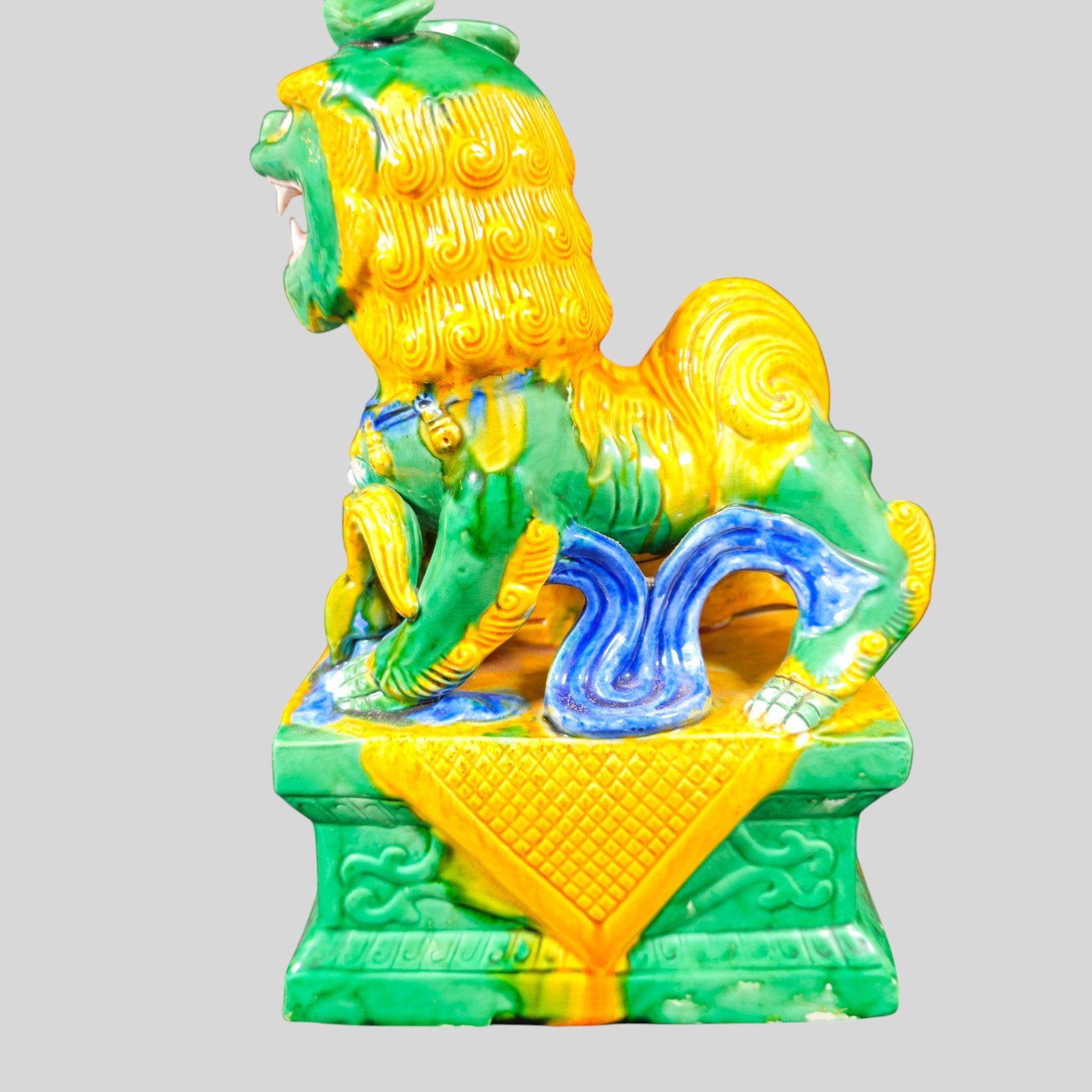 Chinese Porcelain Foo Dogs - 4