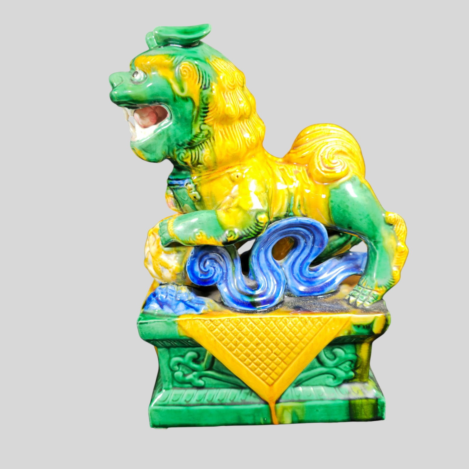 Chinese Porcelain Foo Dogs - 8