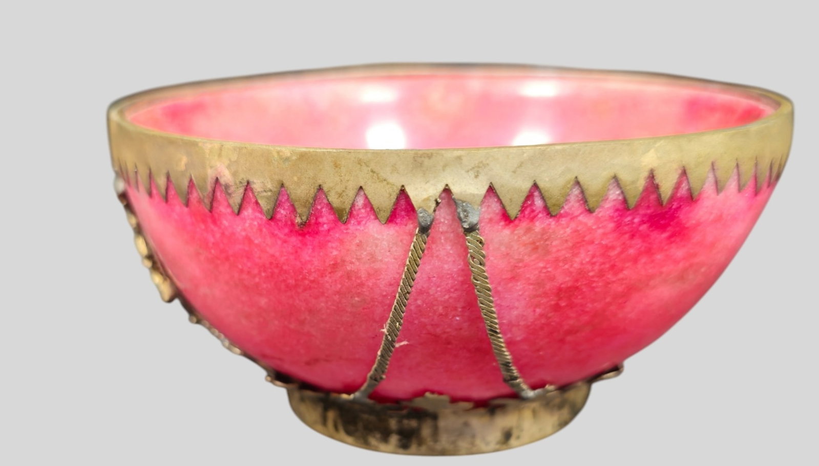 19th Century Chinese Qing Dynasty Stone Bowl with Silver Dragon and Phoenix Mounting: 19th Century Chinese Qing Dynasty Stone Bowl with Silver Dragon and Phoenix Mounting. 4 1/4 dia x 2 1/4h