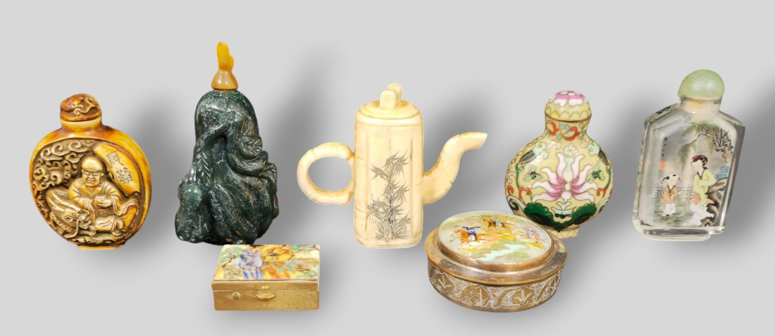 Assembled Chinese Snuff Bottles and Pill Boxes (1 of 9)