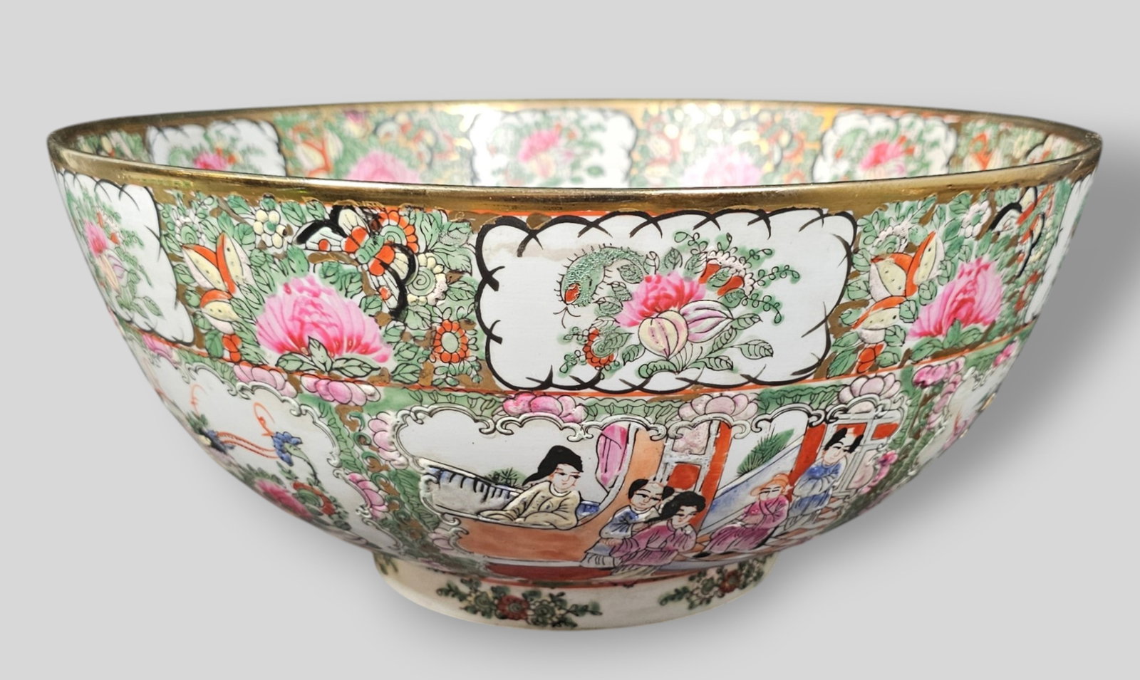 Chinese Export Royal Garden Imperial Rose Medallion Punch Bowl (1 of 7)