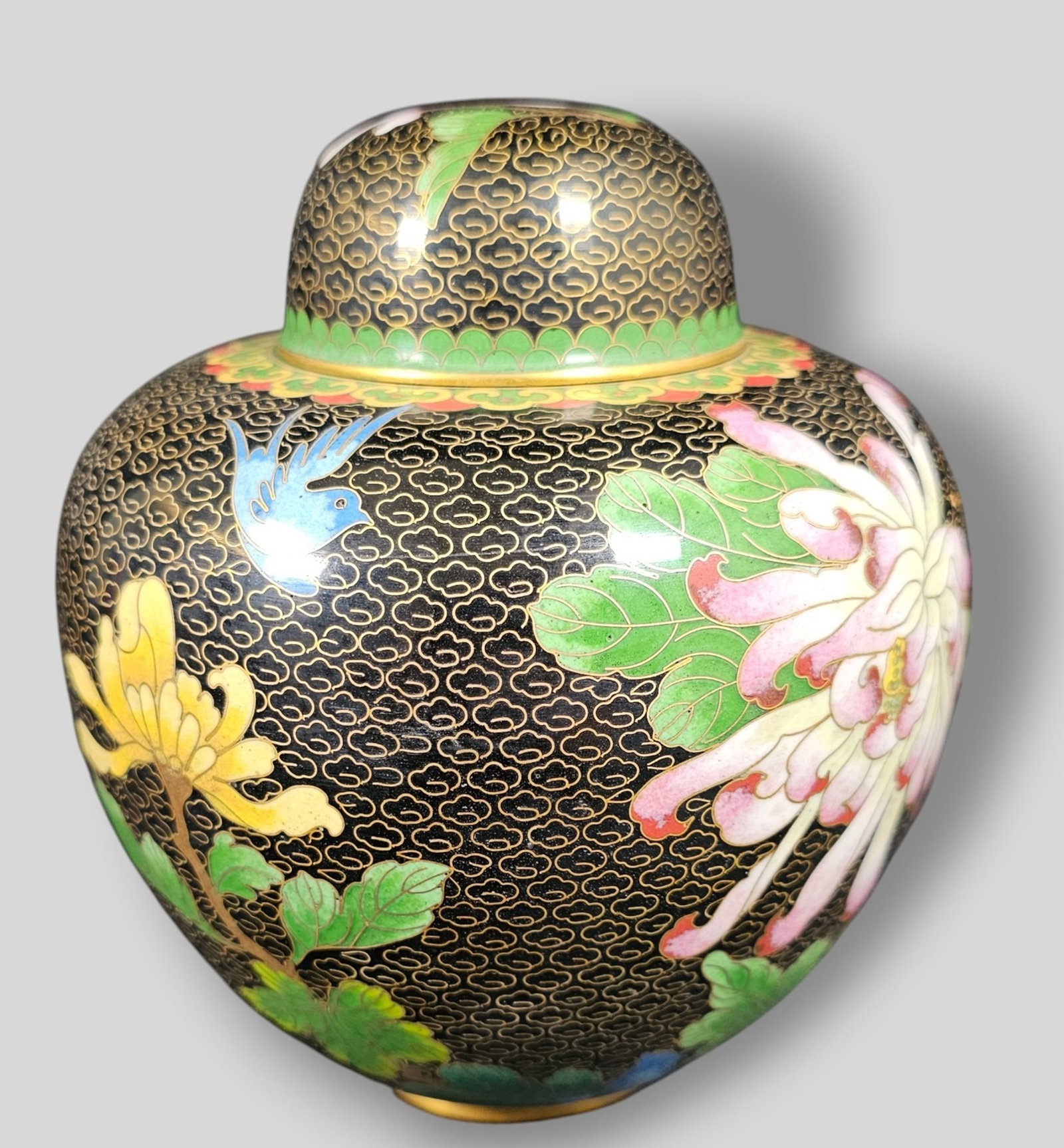 Chinese Cloisonne Enamel Ginger Jar (1 of 10)