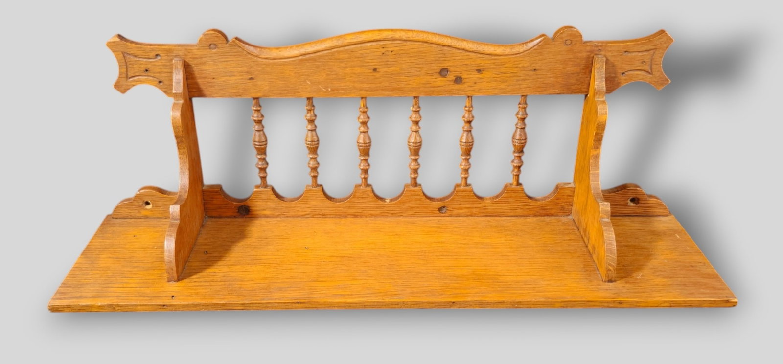 1920s Oak Wall Shelf With Cut Out Arched Design (1 of 7)