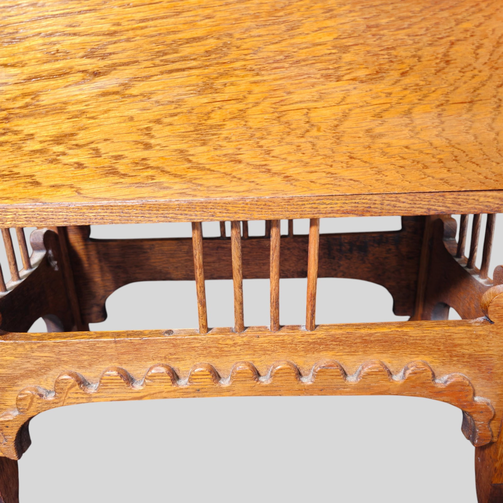 1920s Oak Hinged Lid Box - 3