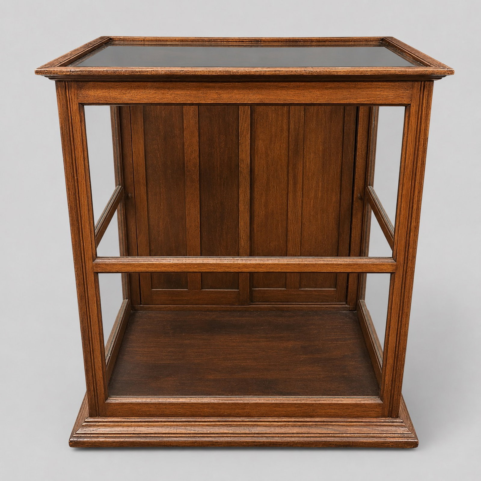 Miami Manufacturing Co. Country Store Display Cabinet (1 of 12)