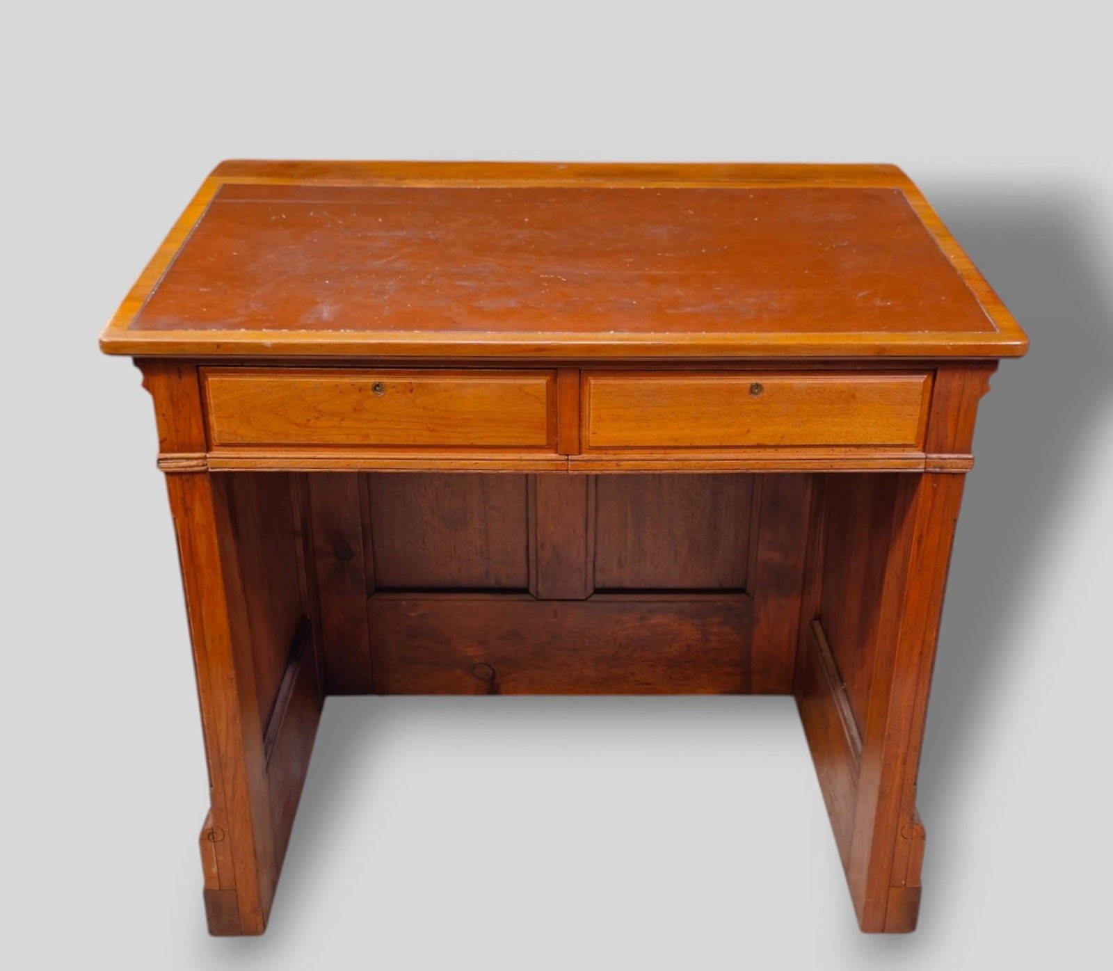 Oak Leather Top Fluted and Paneled Desk (1 of 11)