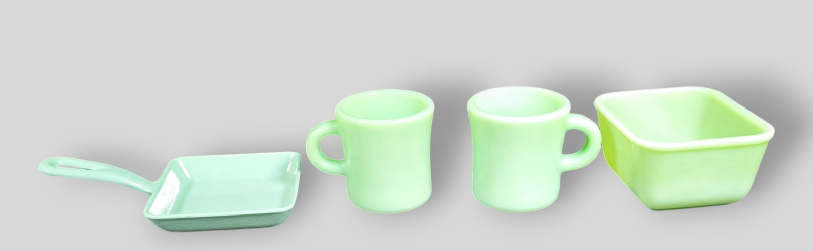 Fire King Jadeite Mugs and Refrigerator Dish & Prizer Ware Square skillet (1 of 10)