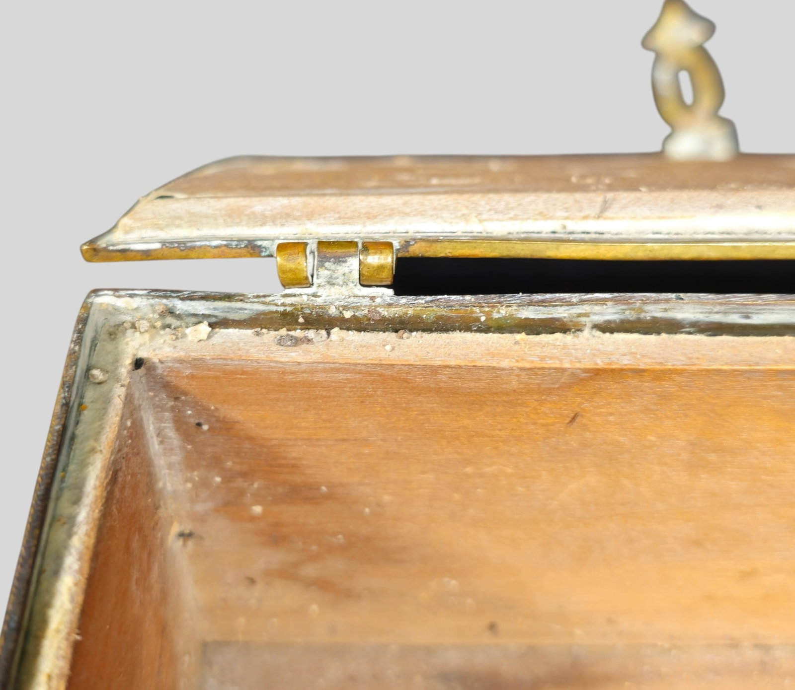 19th Century Islamic Hinged Lid Box - 7