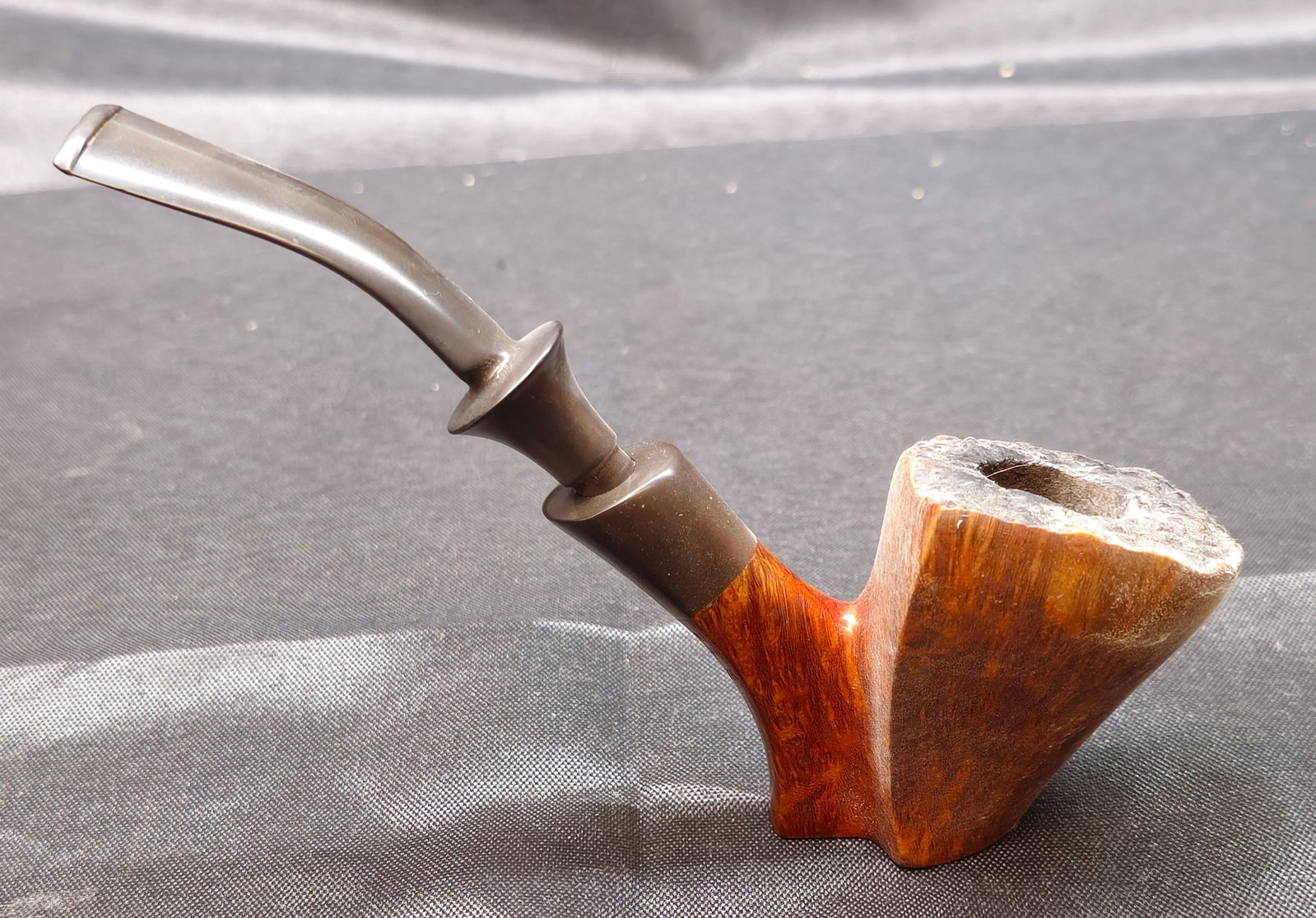 Harcourt Hand Carved Danish Pipe (1 of 7)