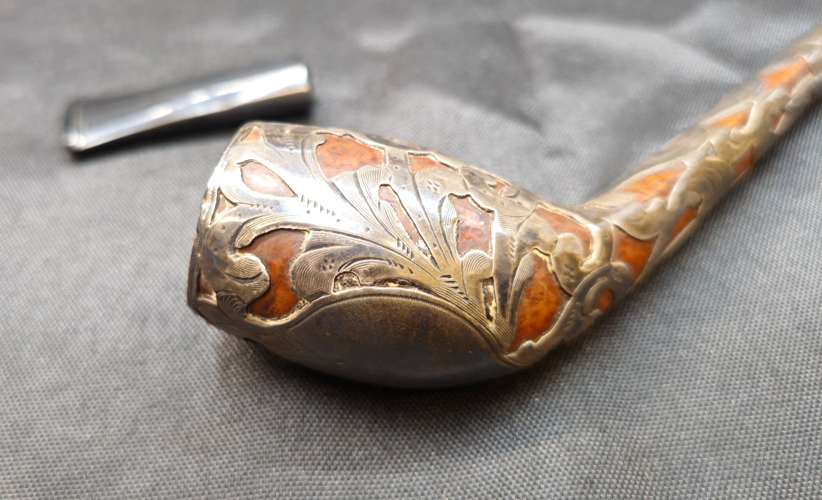 Unmarked Silver-Tone Overlay Pipe - 4