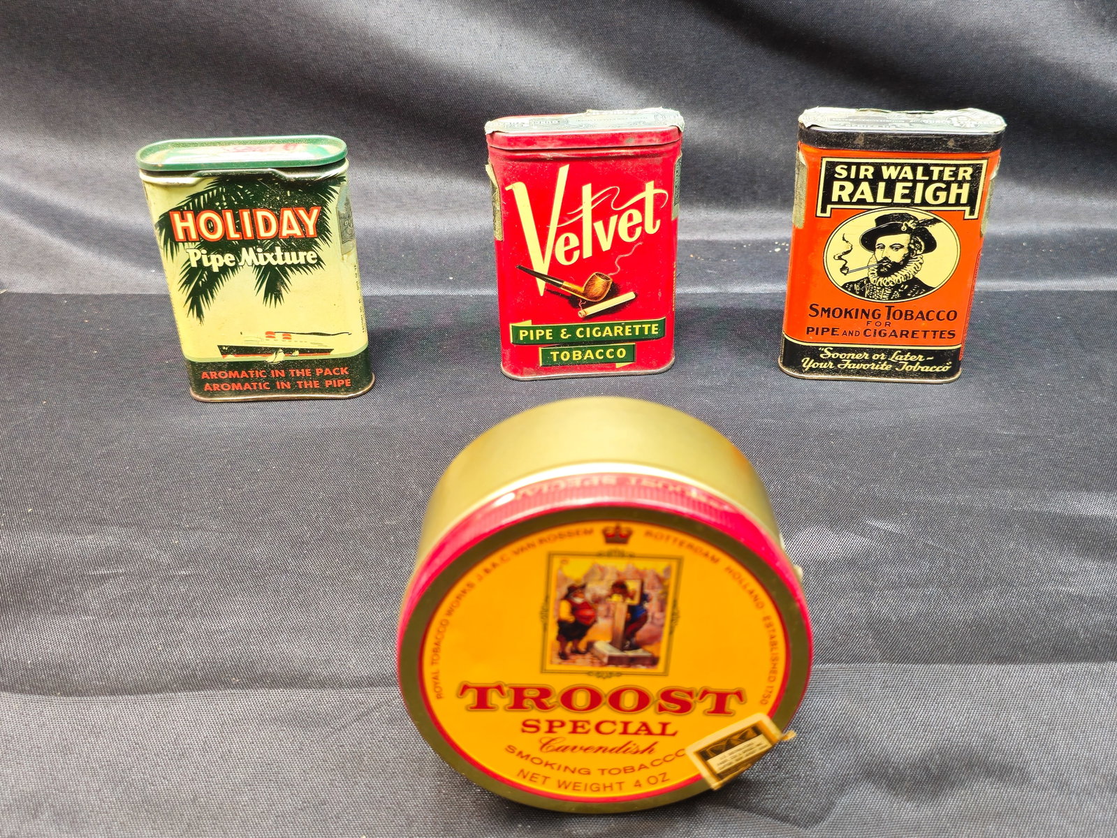 Tobacco Advertising Tins, Sir Walter Raleigh Plus (1 of 6)