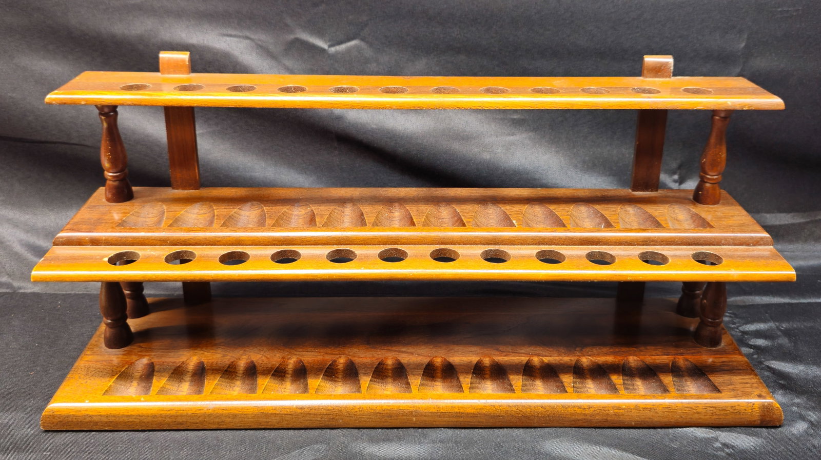 Two-Tier Wooden Smoking Pipe Display Rack (1 of 11)