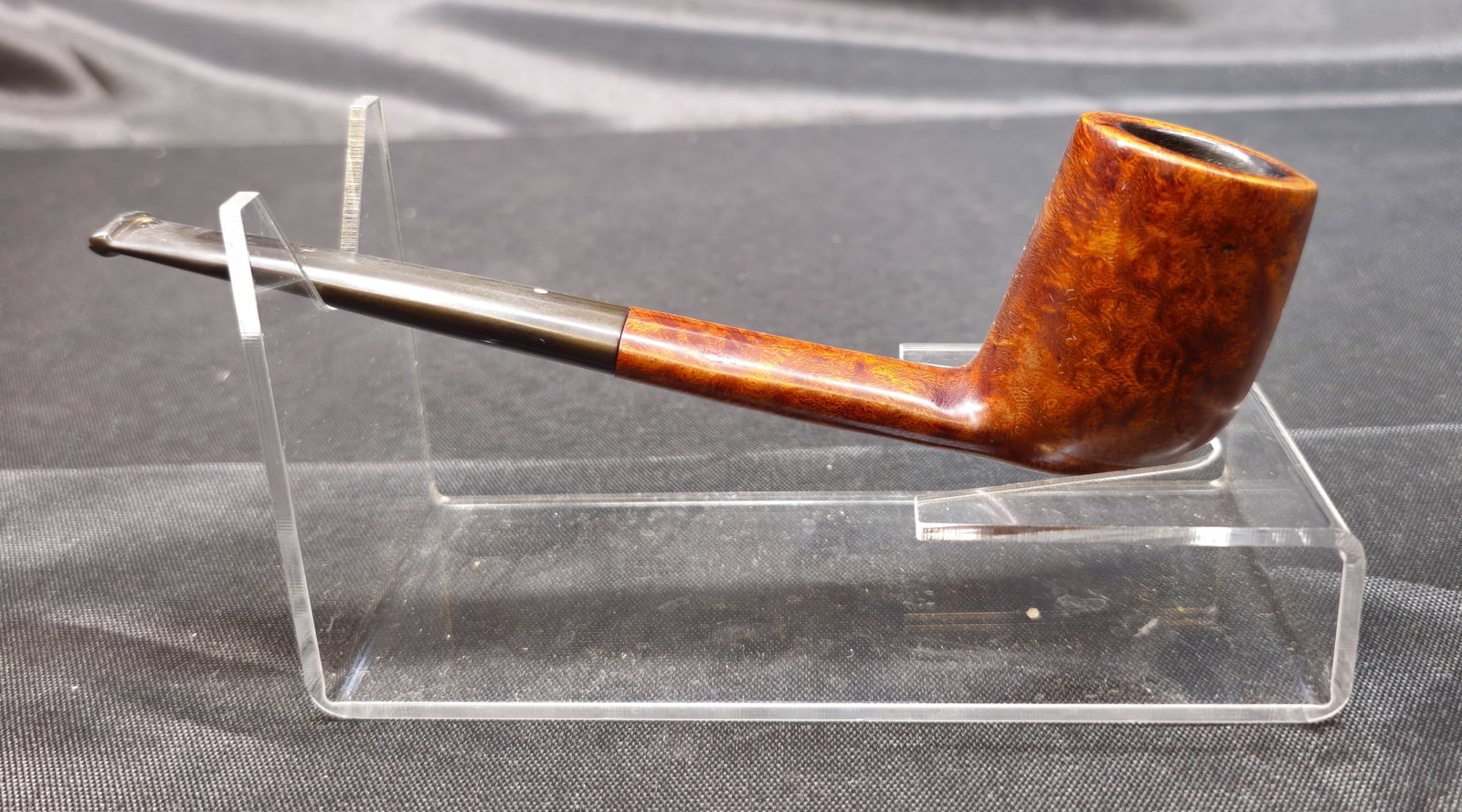 Dunhill Bruyere 59: Dunhill Bruyere 59. English briar tobacco pipe with smooth warm brown finish, straight stem and billiard form. Stamped "Dunhill" with additional partially legible markings to underside; white dot to