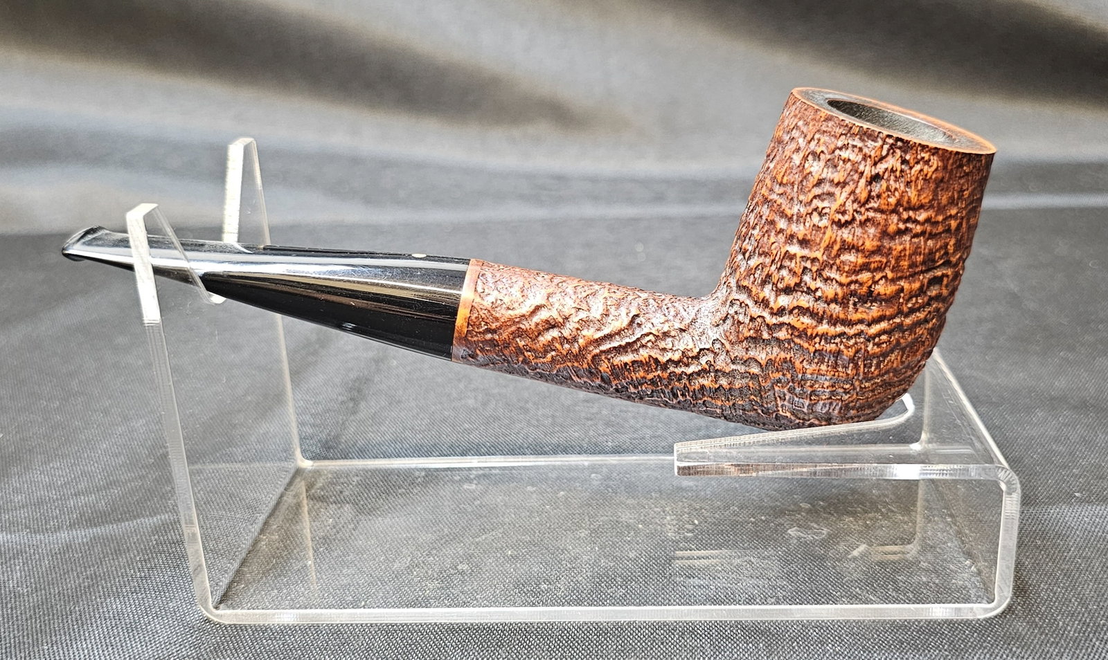 Ser Jacopo Per Aspera Ad Astra SL Pipe: Ser Jacopo Per Aspera Ad Astra SL Pipe. Italian briar tobacco pipe with rusticated finish, straight shape and black mouthpiece. Stamped "PER ASPERA AD ASTRA," "Ser Jacopo," "FATTA A MANO ITALIA," and