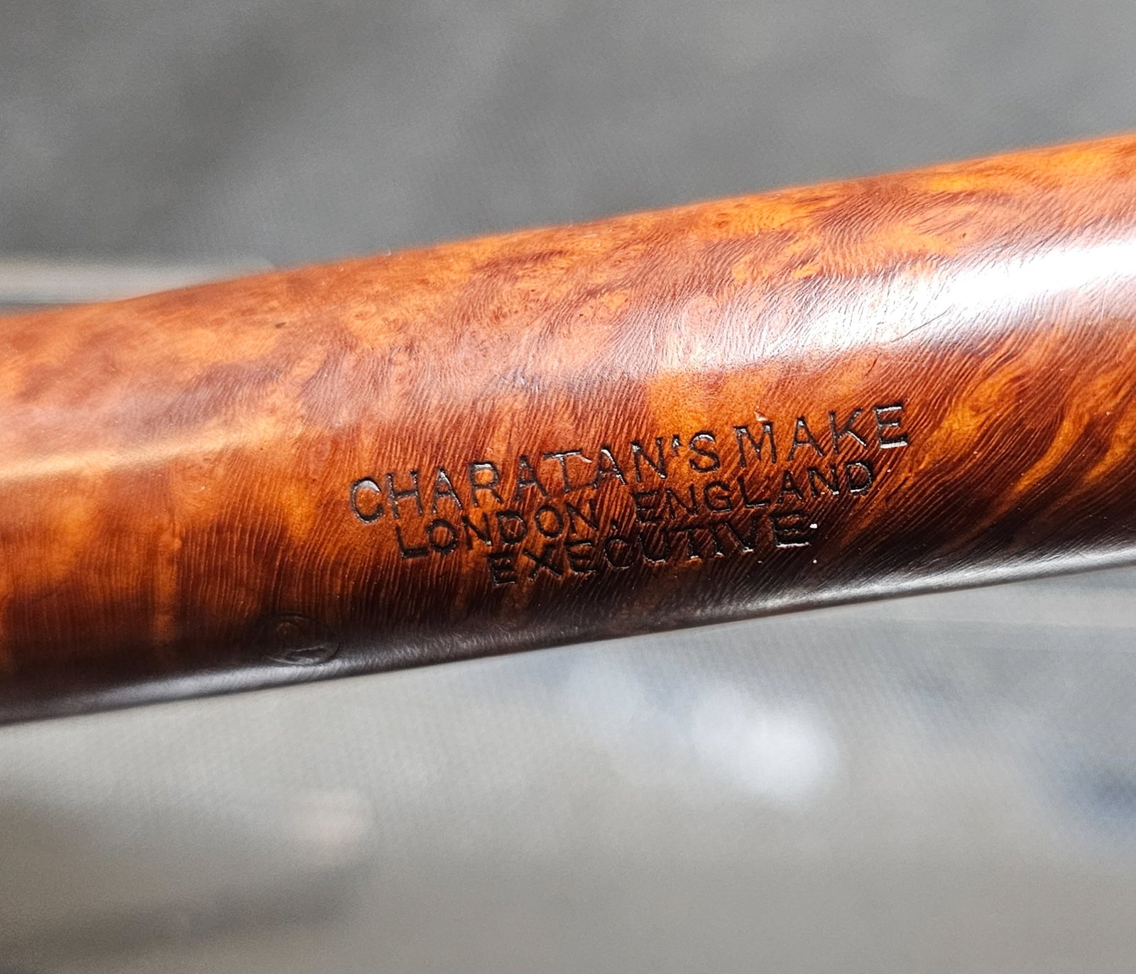 Charatan's Make Executive Pipe - 4