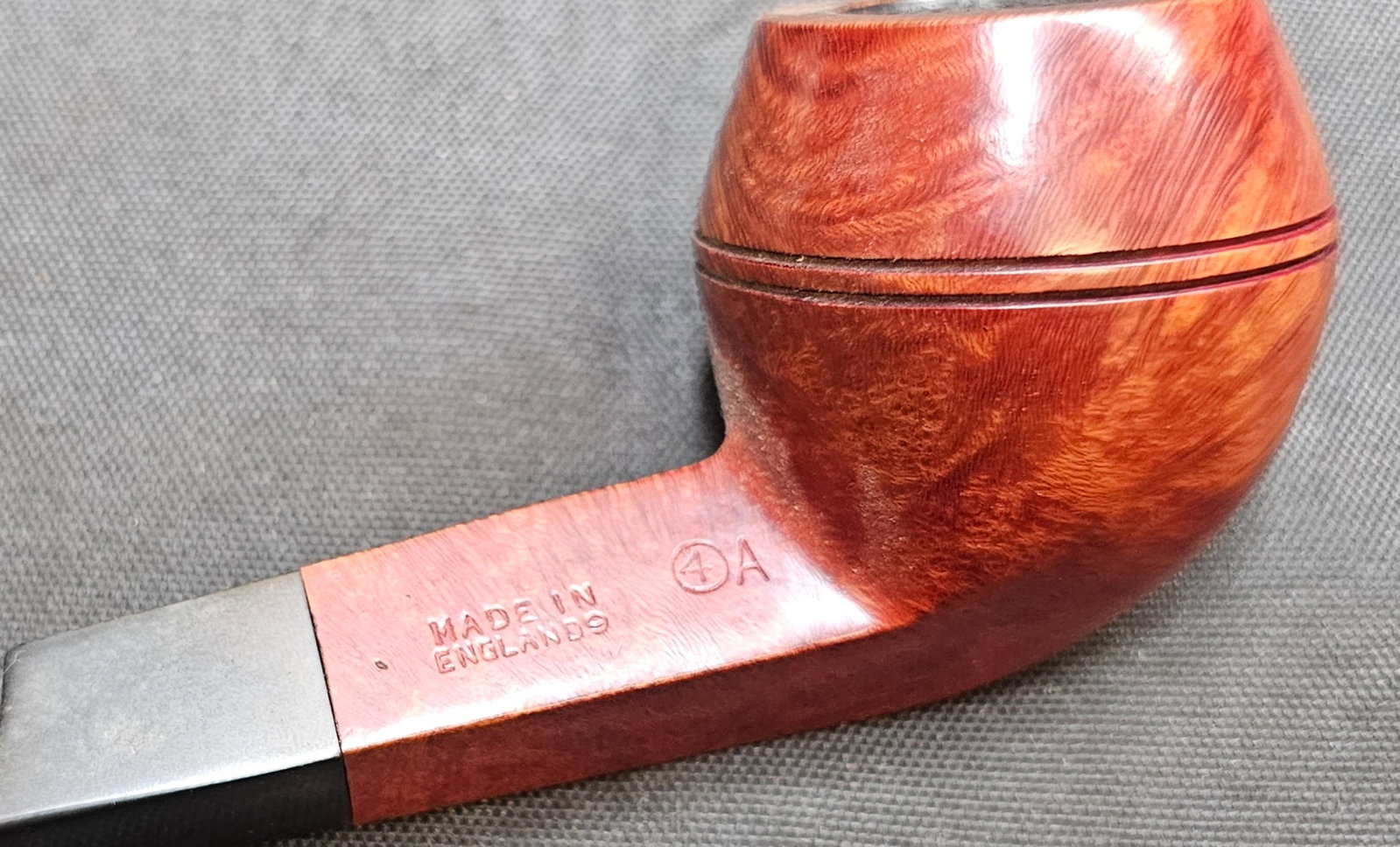 Dunhill Bruyere 4A Pipe - 4