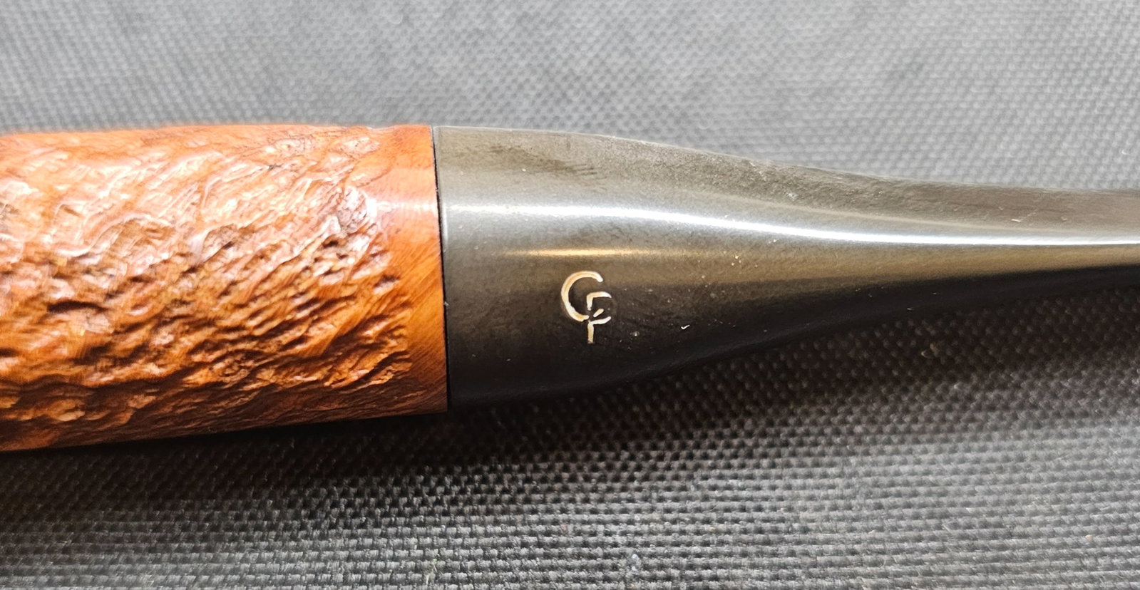 Charatan's Make 4420 Pipe - 3