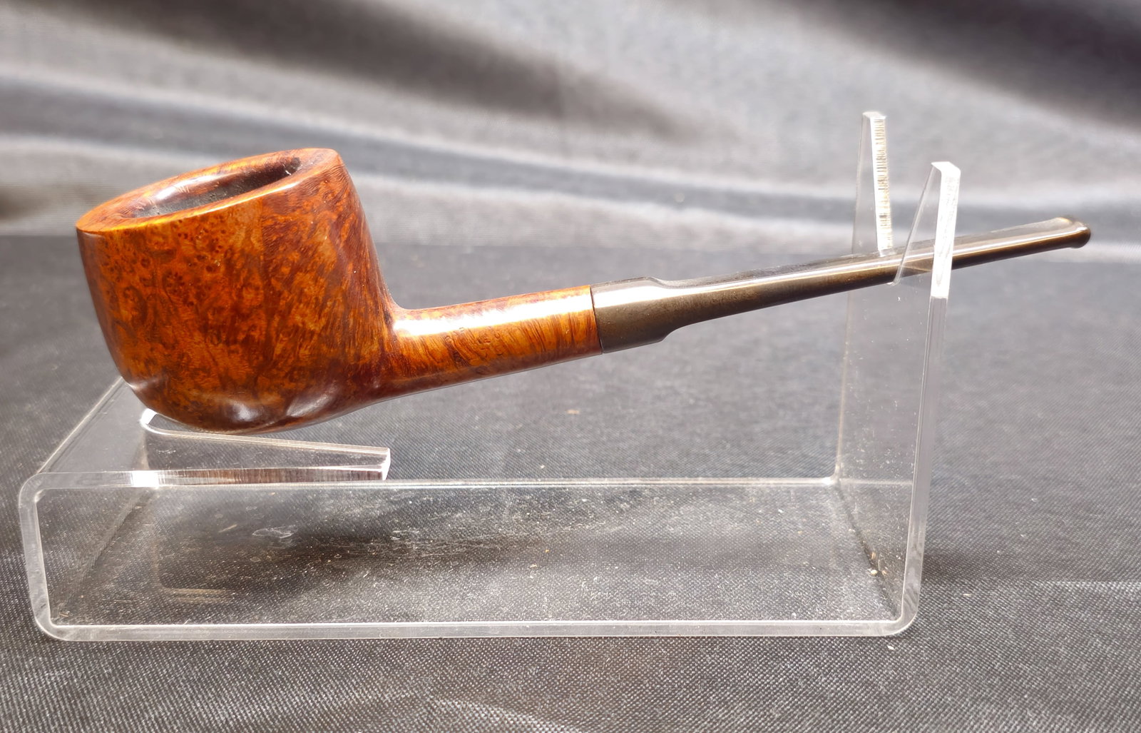 Barling's Make 6076 Pipe - 3
