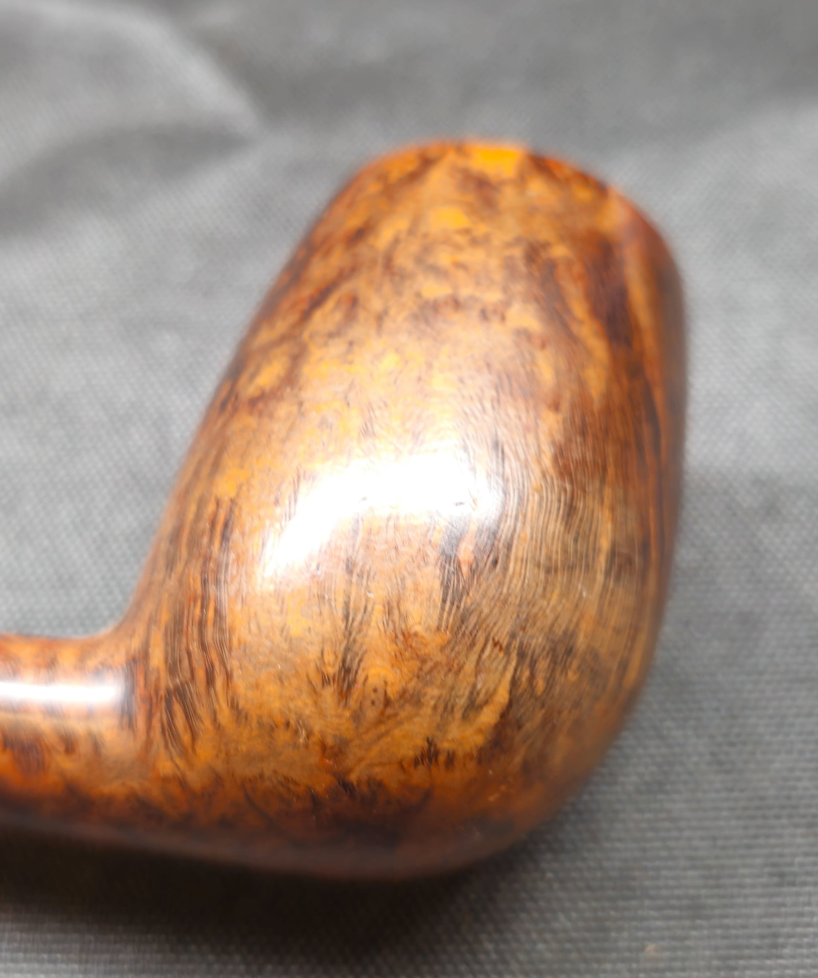 Comoy's Blue Riband 9MC Pipe - 5