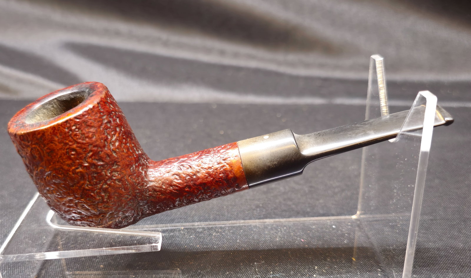 Dunhill Tanshell 61 B F/T Pipe 1967 - 3