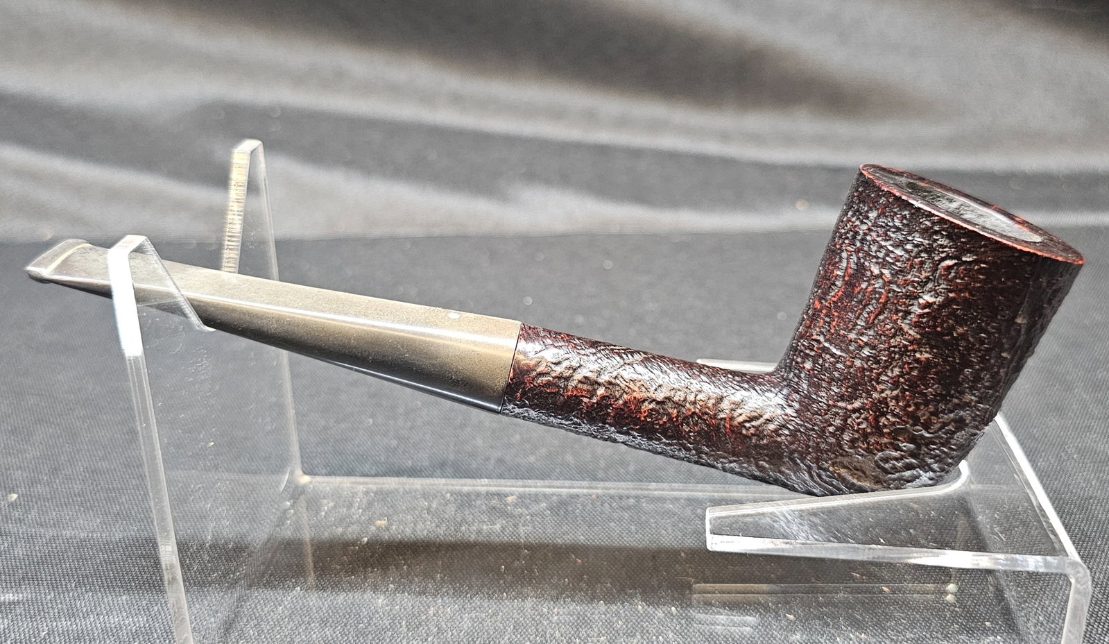 Dunhill ODA 848/T Shell Briar Pipe: Dunhill ODA 848/T Shell Briar tobacco pipe, featuring an oversized straight billiard form with deeply textured Shell Briar finish and black stem with Dunhill white spot. Stamped “ODA F/T 848/T