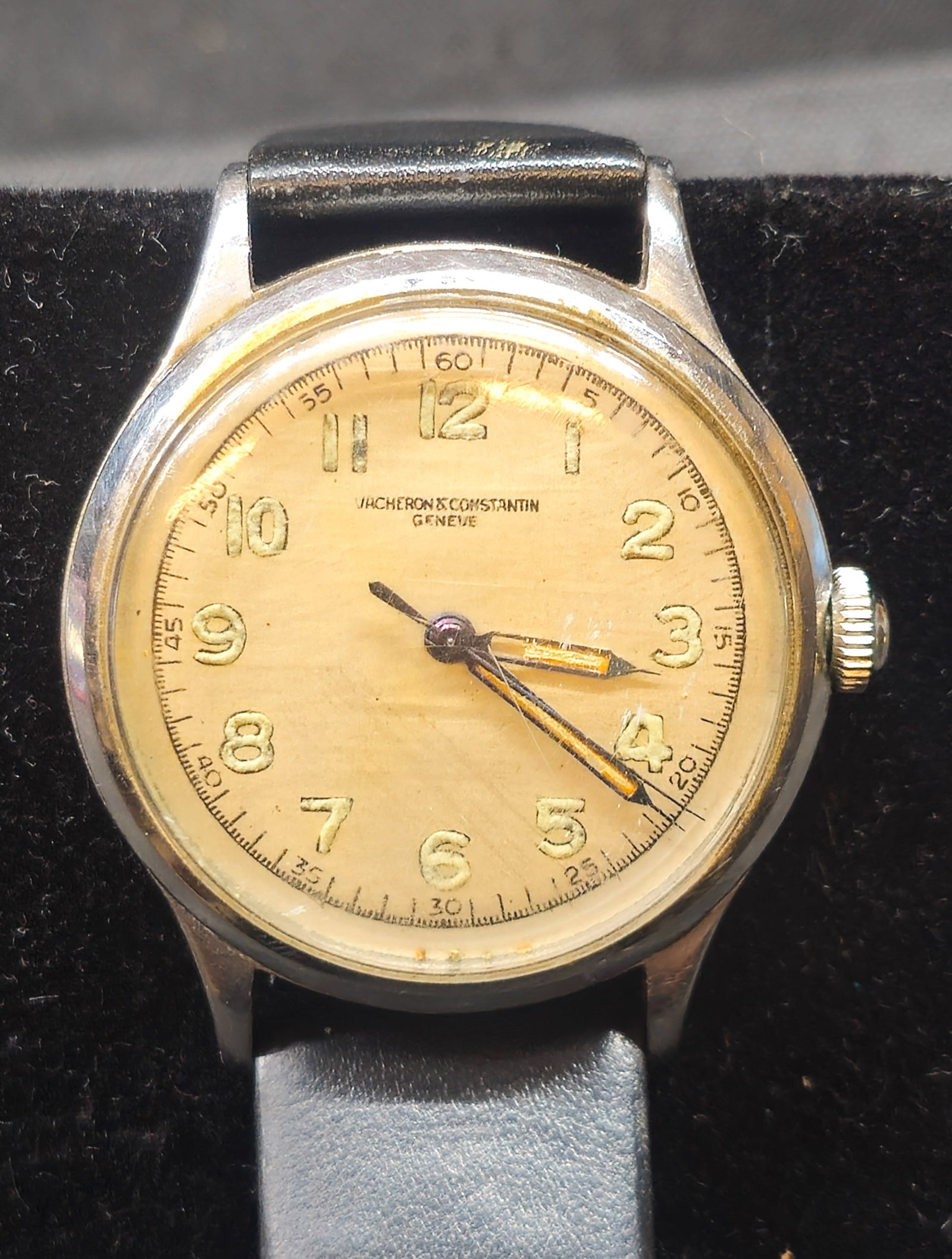 Vacheron & Constantin Genève Vintage Wristwatch (1 of 10)