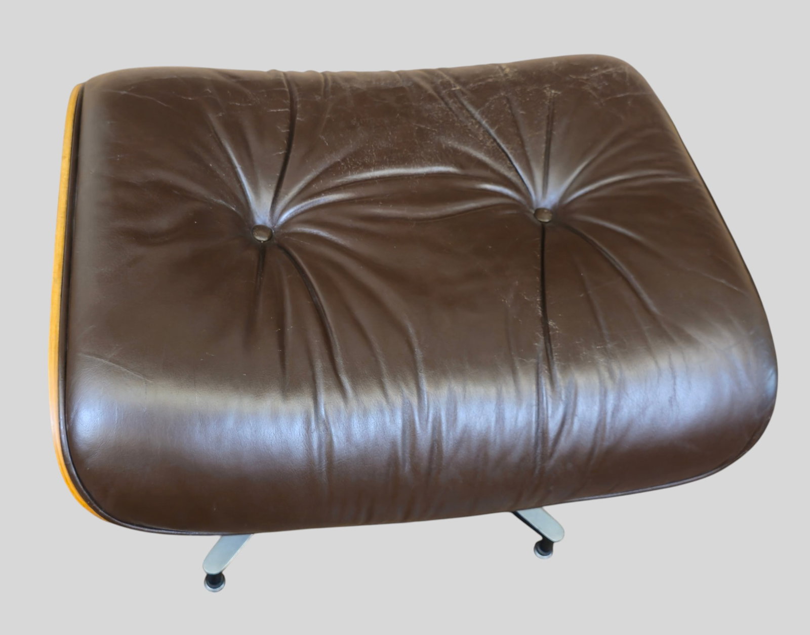 Charles and Ray Eames 671 Ottoman - 2