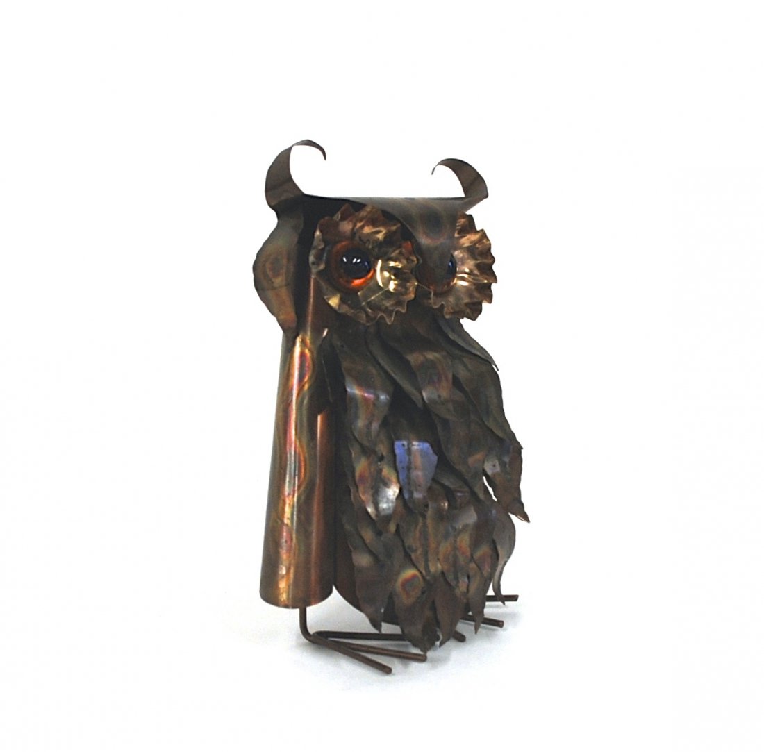 Curtis Jere (Attribution): Owl sculpture, metal and glass eyes. Size 7W x 4D x 11H