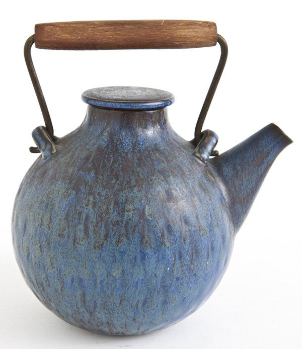 Stig Lindberg Teapot (1 of 7)