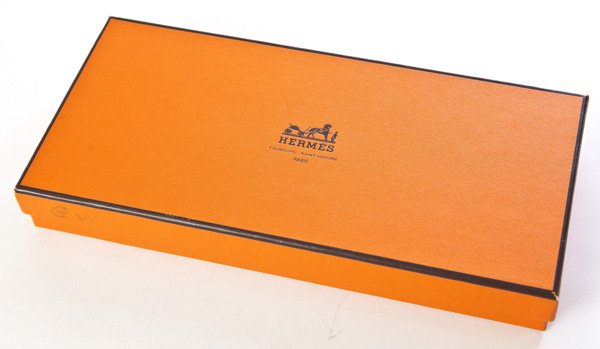 Hermes Handkerchief box (1 of 4)
