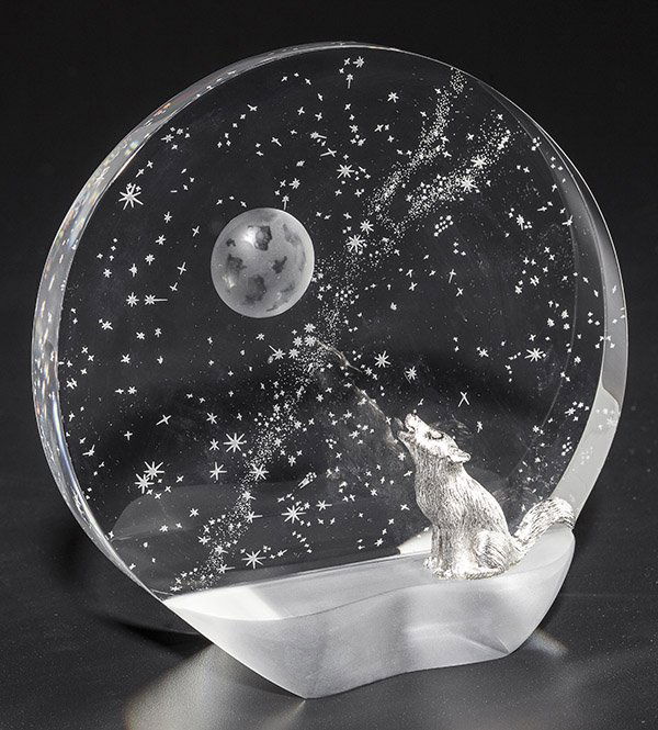 Steuben Sculpture "Howl at the Moon" /James Houston (1 of 10)