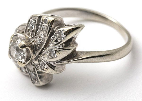 Lady's Fancy Style Ring (1 of 9)