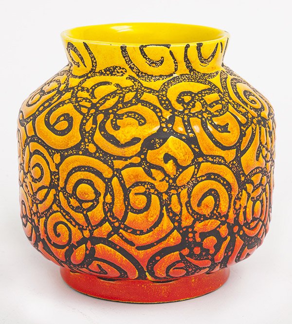 Alvino Bagni Vase: Yellow and orange vase with black swirl design. Raymor, 1960's. Size 6d X 5.75h.