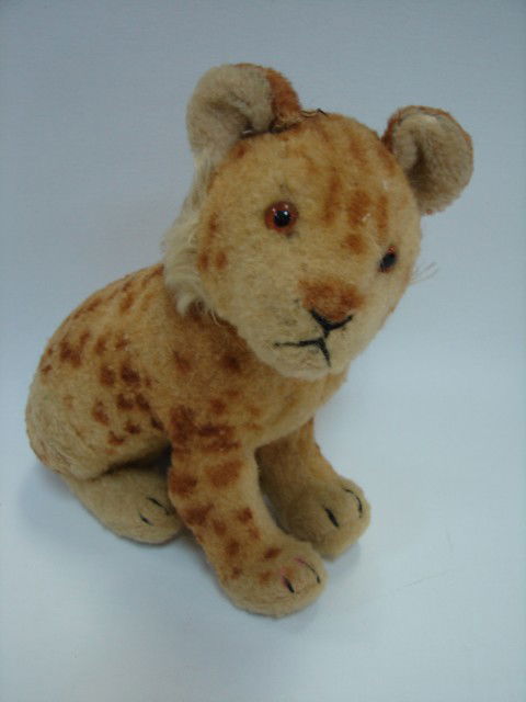steiff lion cub